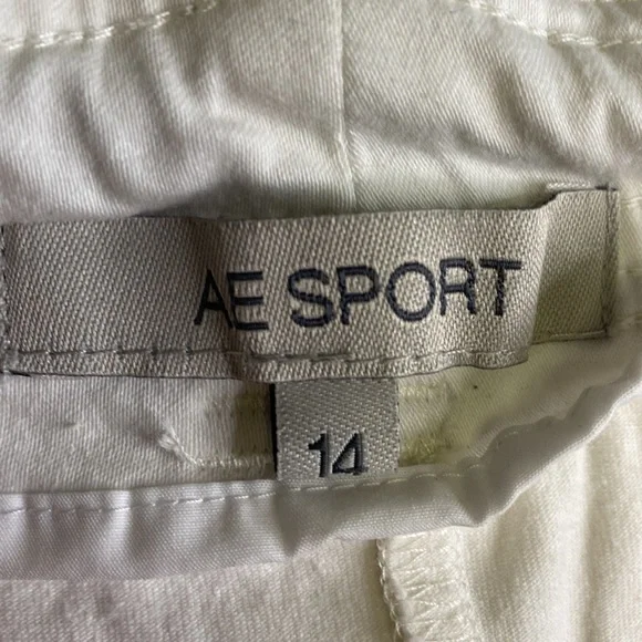 American Eagle Skort Ladies Size 14 - Picture 4 of 8